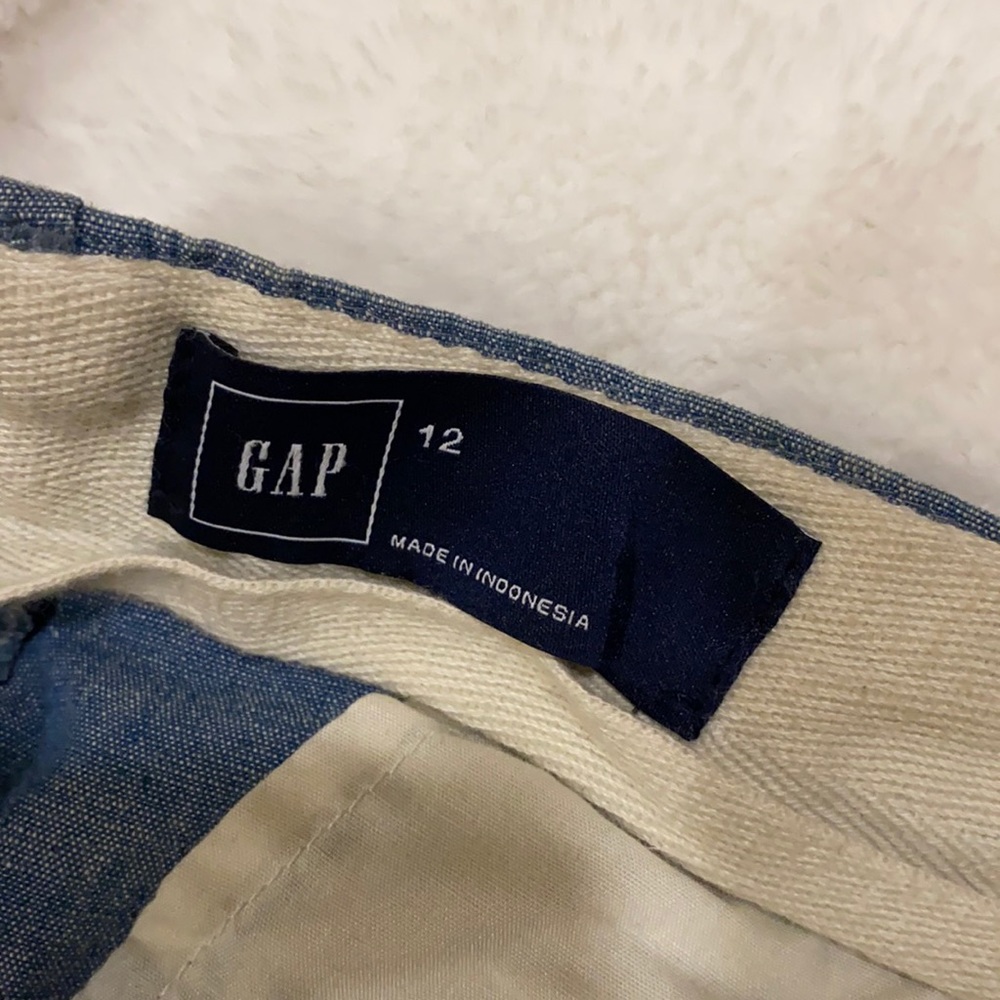 Ankle pants